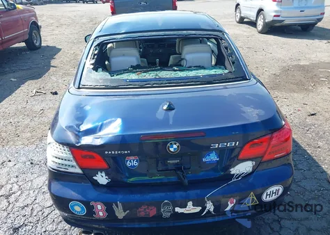 2013 BMW 328I из США, поврежденный, VIN WBADW7C57DE733703